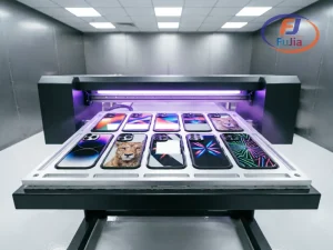 UV flatbed printer printing phone cases and small products